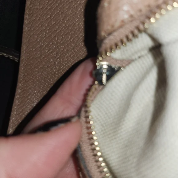 Gucci Bree Tote Beige Canvas - Picture 7 of 10